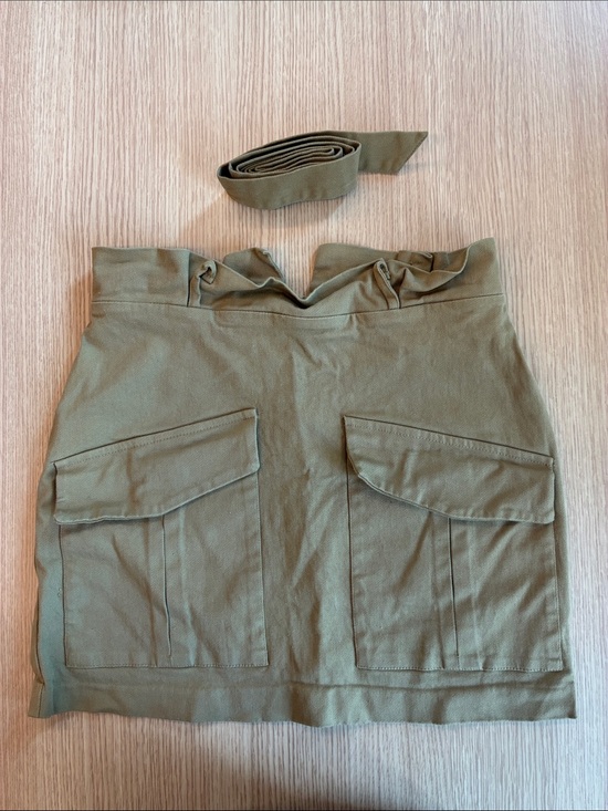 Dresses & Skirts - Zara Green Utility Pocket Mini Skirt with Waist Tie